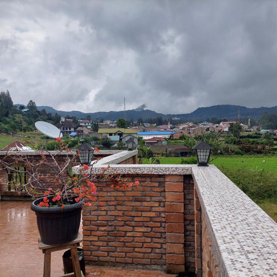 Sapo Rumbia Villa Berastagi Luaran gambar
